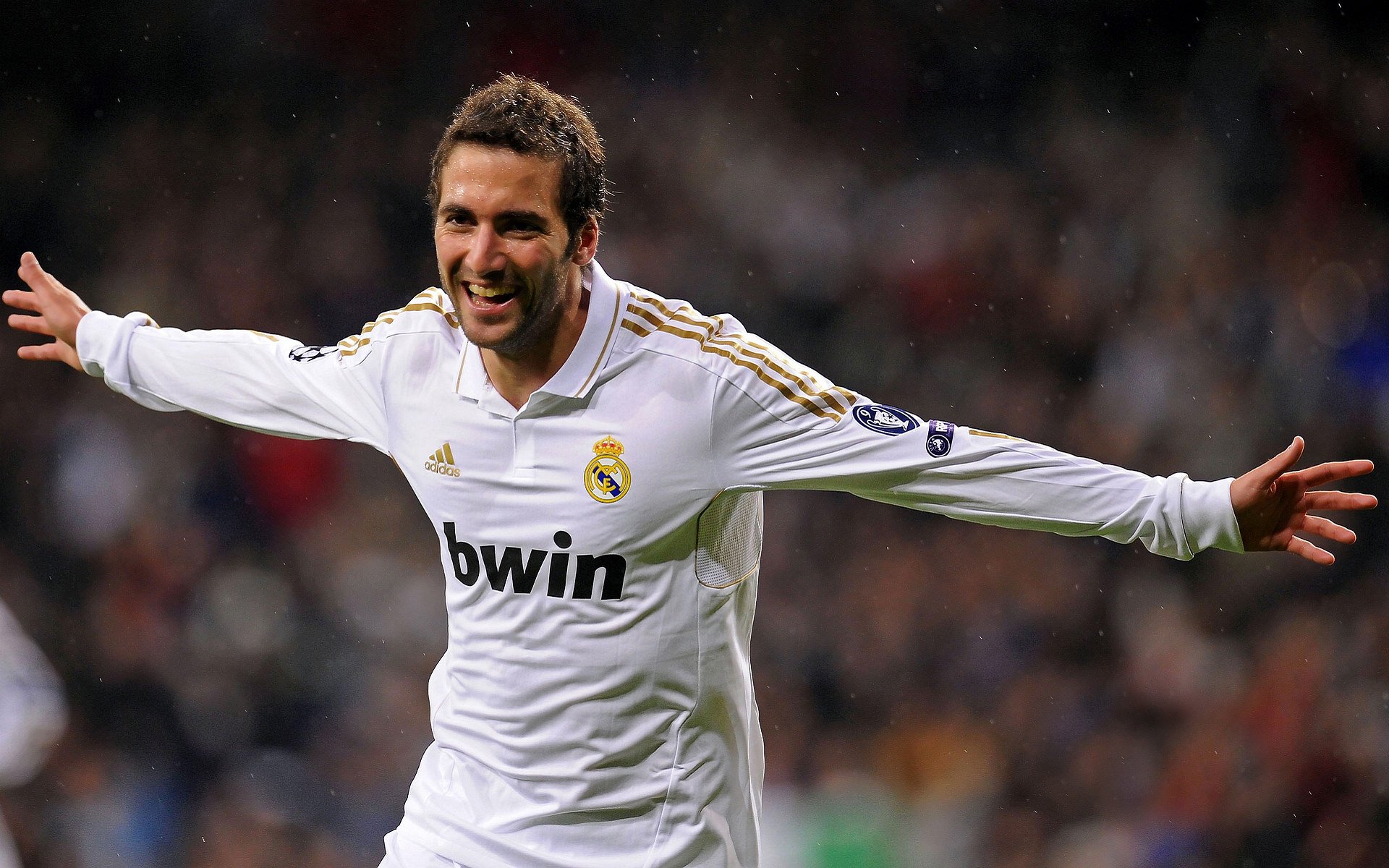 下赛季中超争冠五选一，没有真正的强队，山东泰山机会来了，中超泰山队今晚的比赛直播